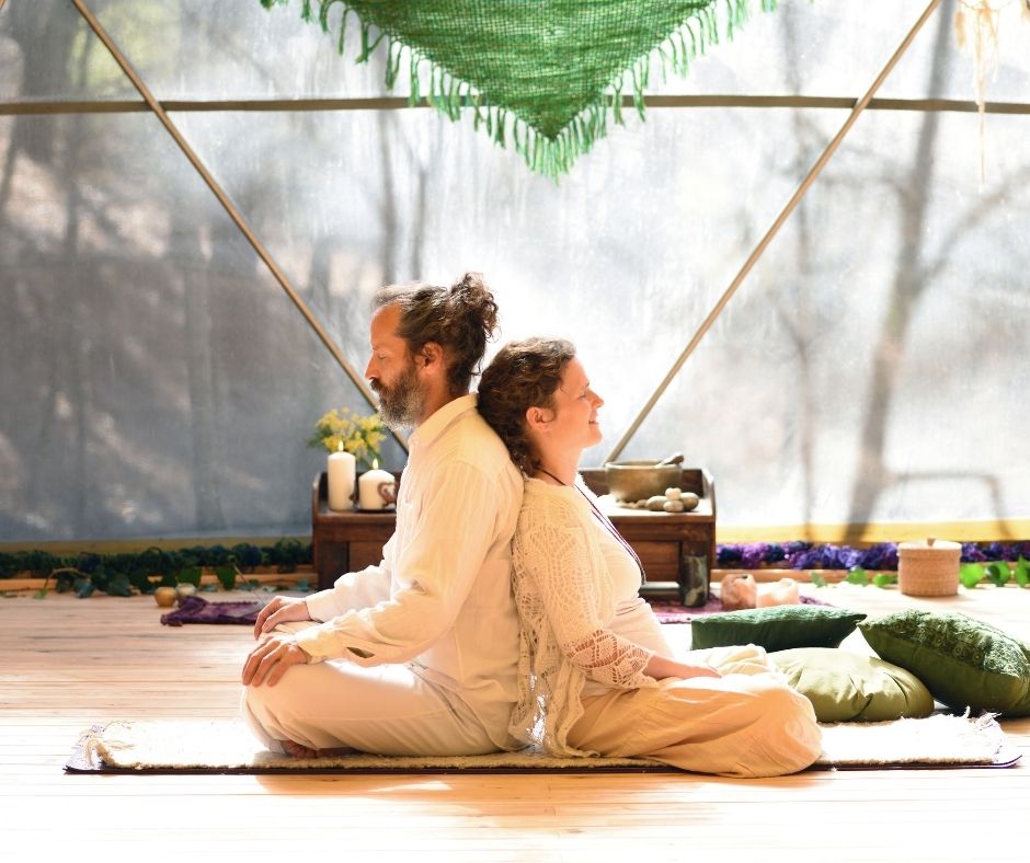 couple en méditation