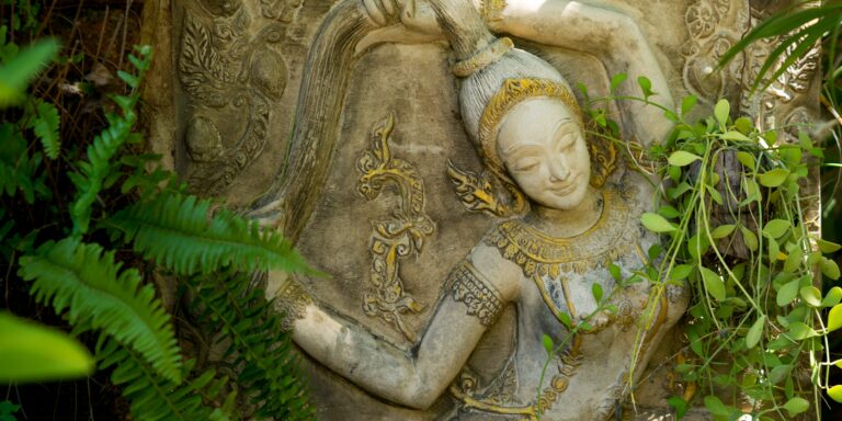 représentation tantrique d'une statue
